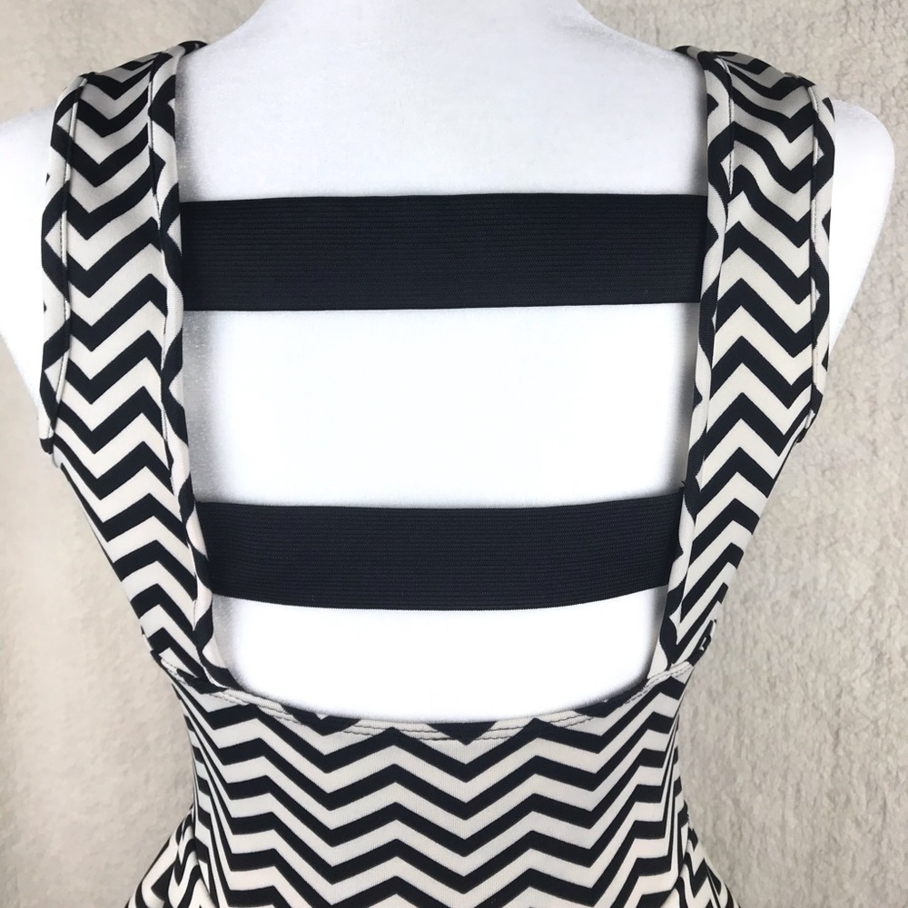 Alt.B Peplum Top - Picture 7 of 9